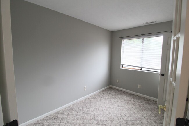 Building Photo - 3 bedroom condo for rent with great sunris...