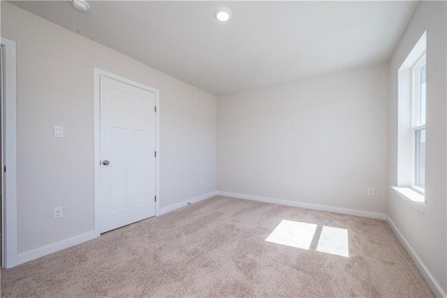 Building Photo - 104 delmonica Dr