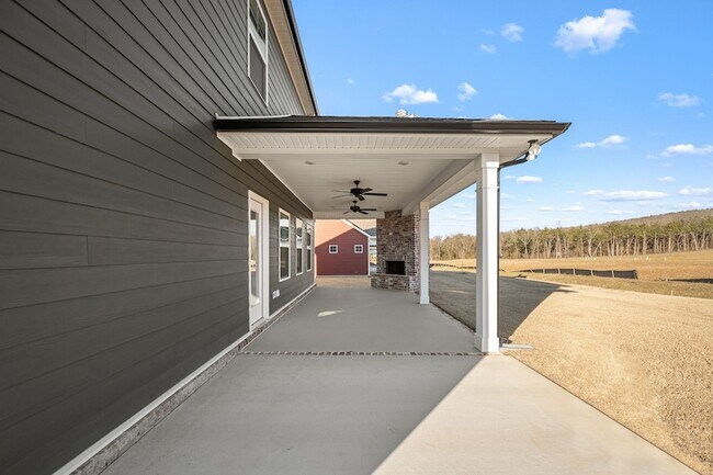 Building Photo - 2626 Unitas Dr