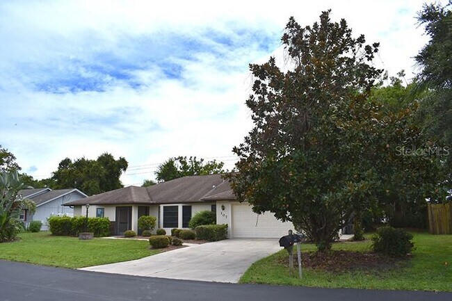 Building Photo - 107 Hourglass Dr