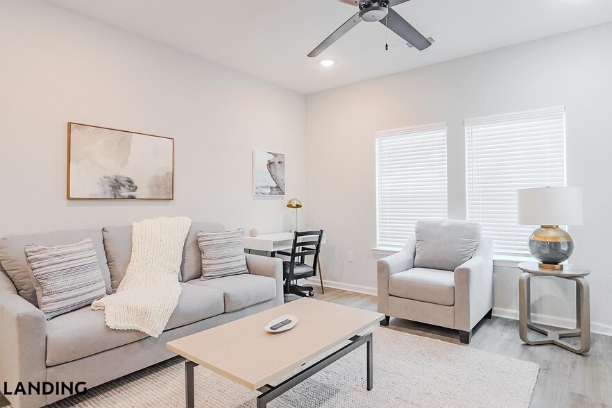 Building Photo - 1650 Harris Hill Rd