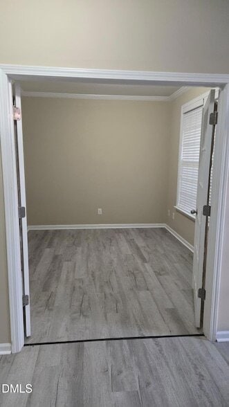 Building Photo - 805 Keystone Park Dr