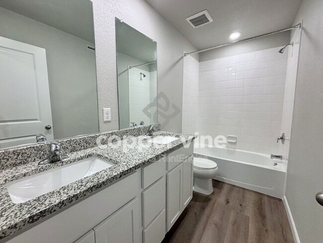 Building Photo - 7415 Dolores Ave