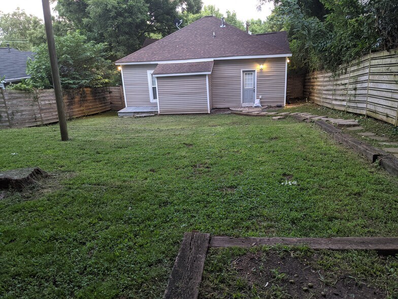 Back yard - 1319 N Davidson St