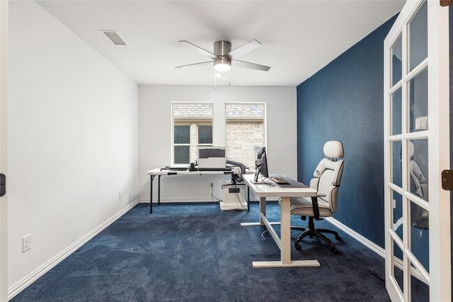 Building Photo - 2213 Cherrybark Trl