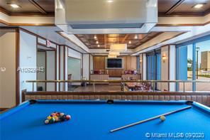 Building Photo - 1581 Brickell Ave