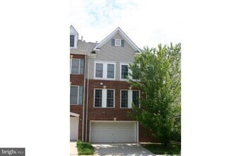 Building Photo - 46186 Walpole Terrace