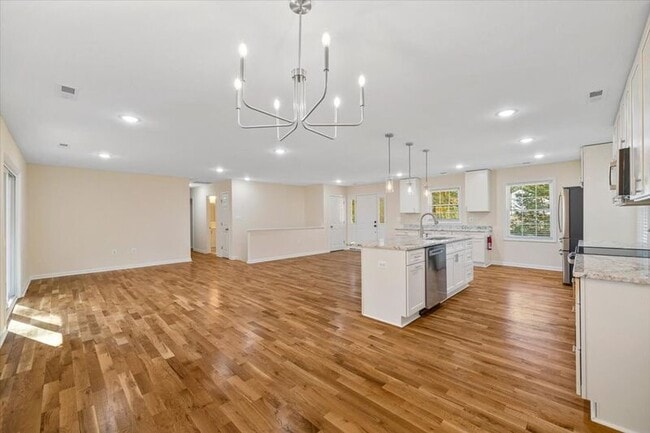 Building Photo - 2500 Kimbrough Cir