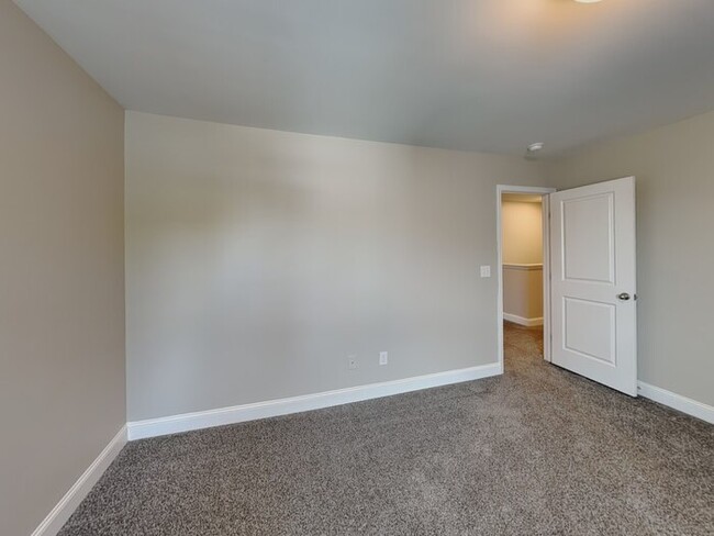 Building Photo - 3645 Massey Ridge Ct