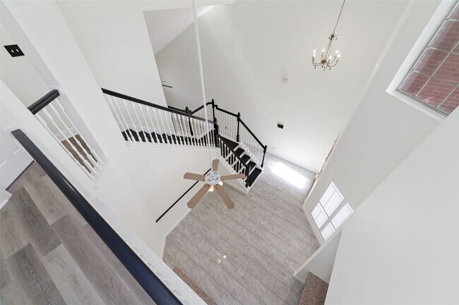 Building Photo - 1408 S Friendswood Dr
