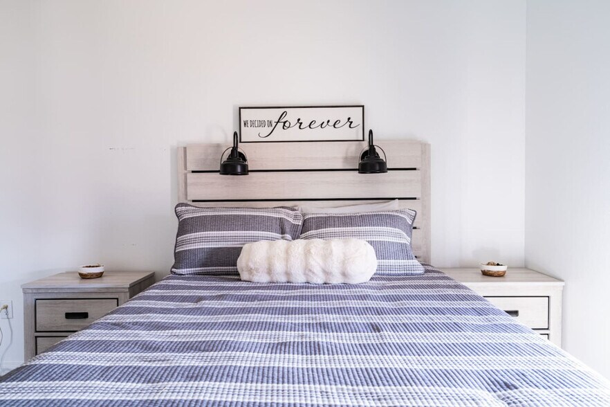 Building Photo - 920 17th St