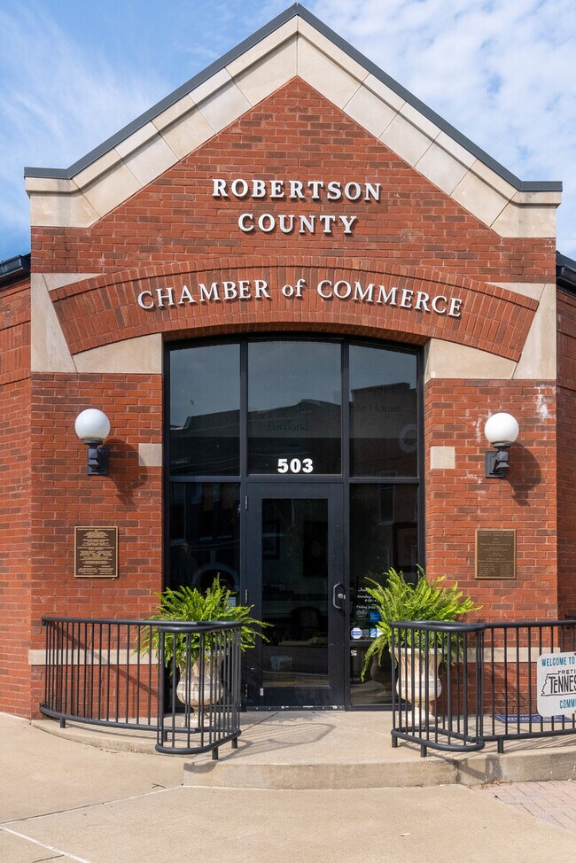 Building Photo - 305 Connell St