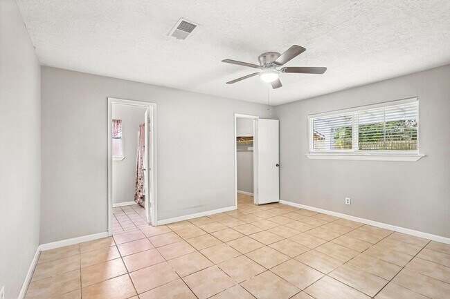 Building Photo - 4202 Townes Forest Rd