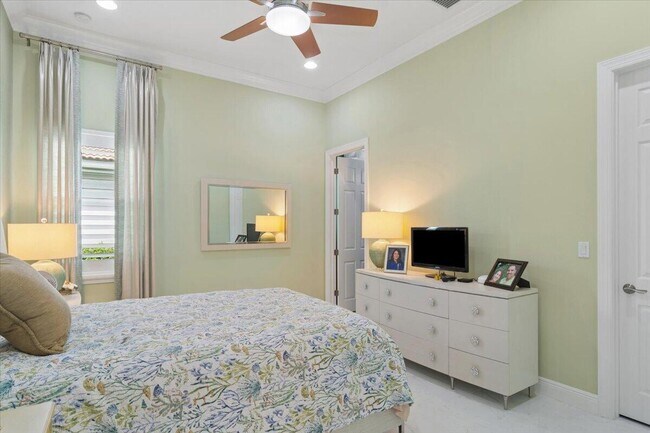 Building Photo - 17120 SW Ambrose Way