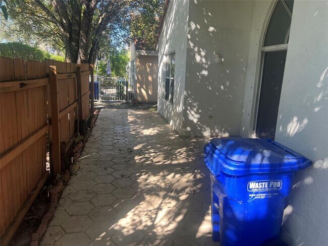 Building Photo - 2036 NW 183rd Cir