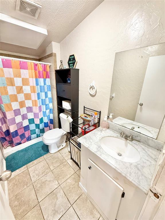 Building Photo - 20613 E County Rd 156