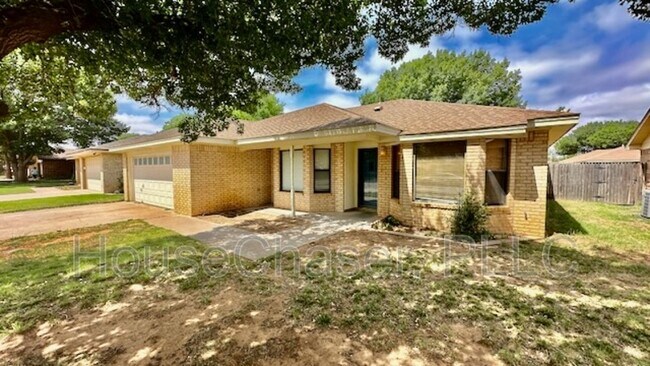 Primary Photo - 6814 Hyden Ave