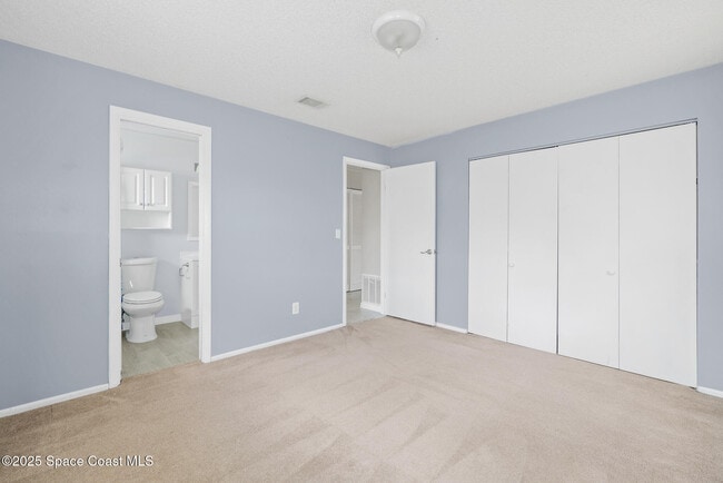 Building Photo - 1712 Stewart Pl