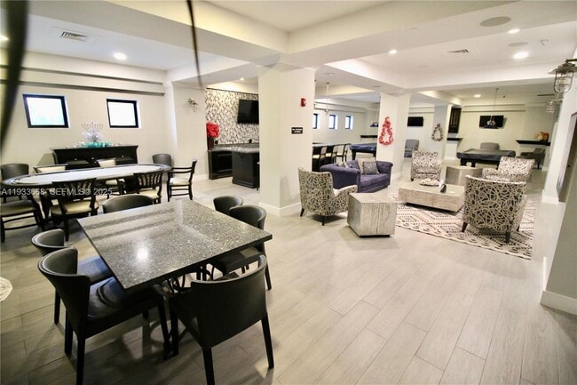 Building Photo - 2501 S Ocean Dr