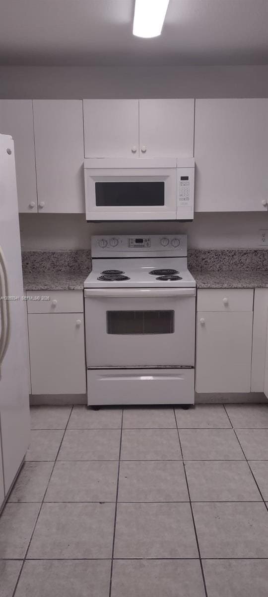 Building Photo - 10902 NW 83rd St