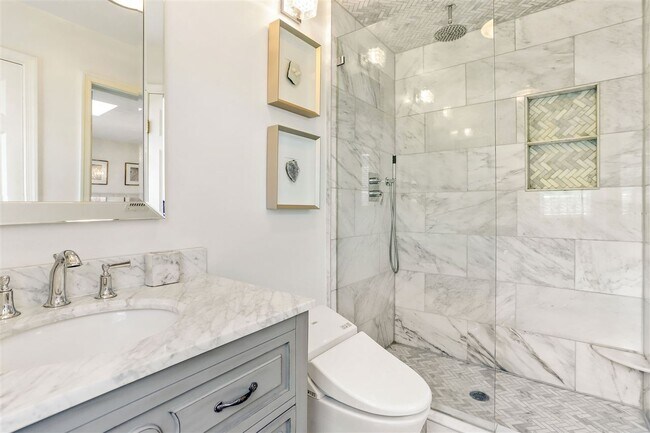 Building Photo - 25 Hackensack Plank Rd