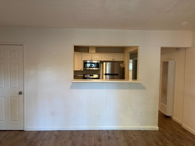 Building Photo - 2065 15th Ave