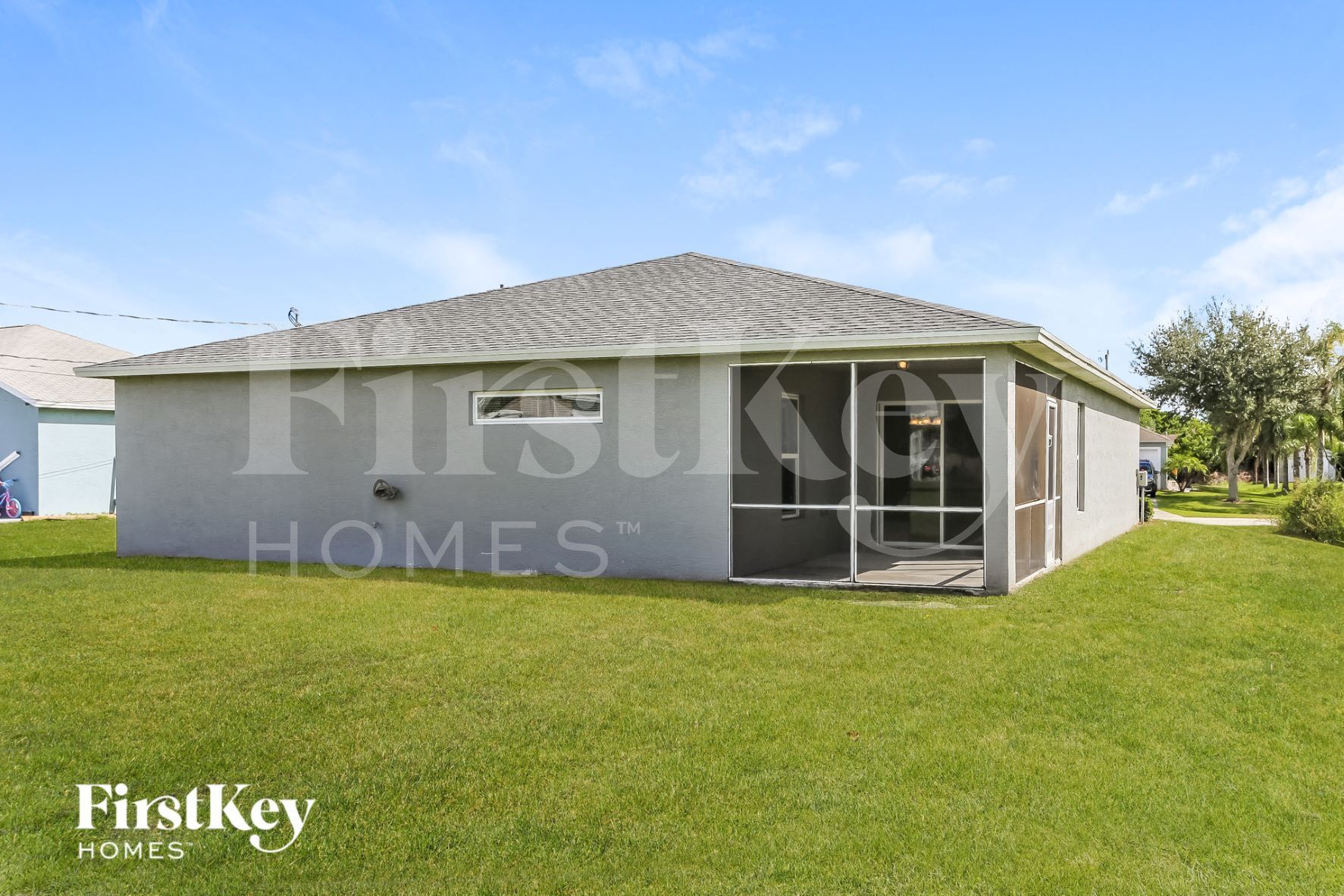 Building Photo - 461 SW Kestor Dr