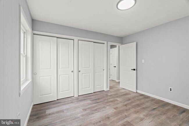 Building Photo - 48 Marboro Ln