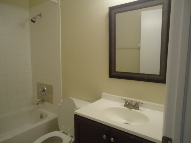 Building Photo - 1320 SE 31st Ct