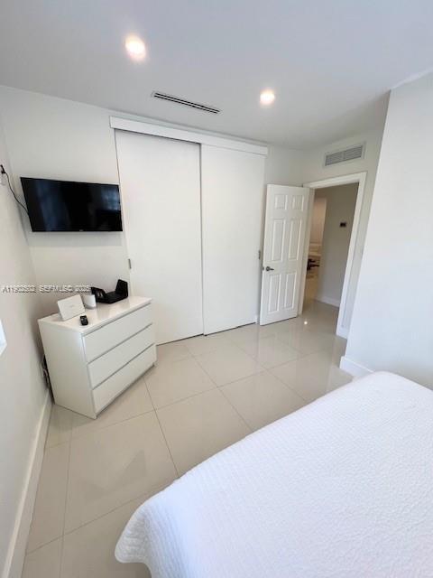 Building Photo - 1125 99th St