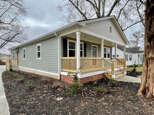 Building Photo - Newly Built Home minutes from Downtown Madison
