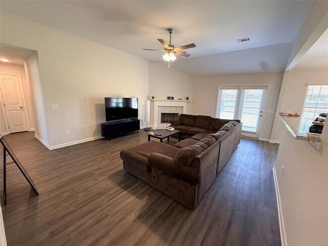 Building Photo - 6108 Ridgeside Boulevard