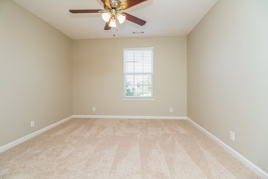 Building Photo - 1511 Antebellum Dr