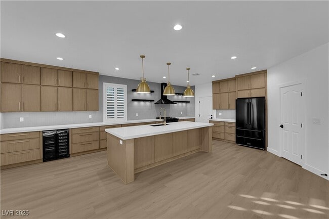 Building Photo - 465 Cabral Peak St