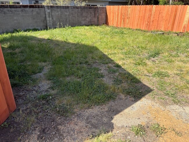 Building Photo - Aptos, Freshly Remodeled 3bd. 2ba. single ...