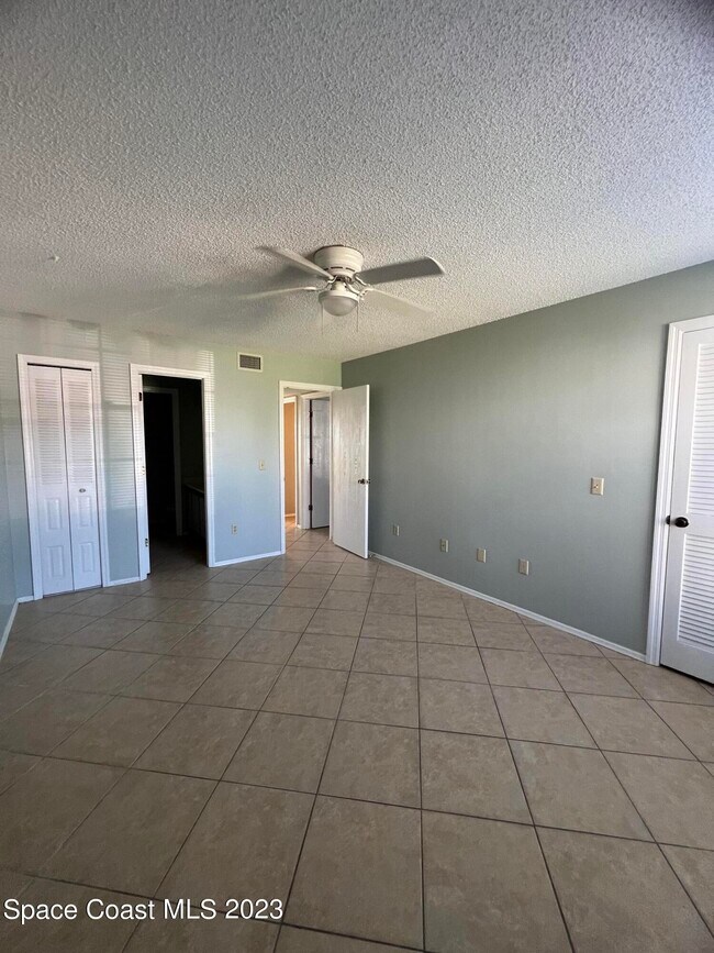 Building Photo - 7230 US-1