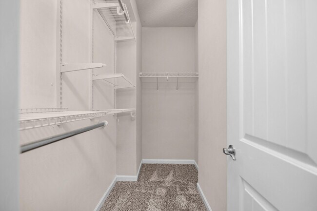 Building Photo - 4596 Hermosa Rd