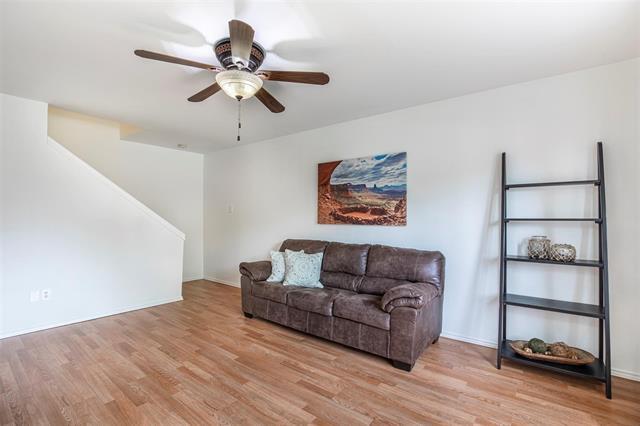 Building Photo - 10964 Quest Dr