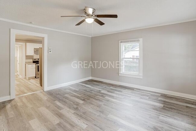 Building Photo - Charming 2 bedroom home in Anderson!