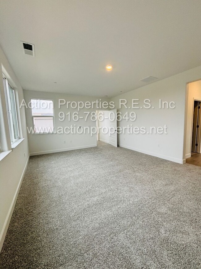 Building Photo - Action Properties RES inc. Offering Brand New Breckenridge @ Sierra West Solar 5 Bedroom 2793aq f...