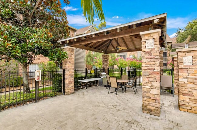 Building Photo - 2500 Winding Creek Blvd