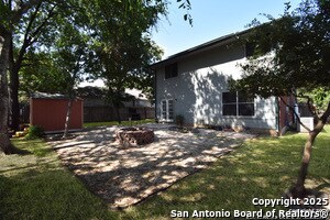 Building Photo - 222 Tapwood Ln