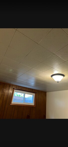 Building Photo - 206 W Beaver St