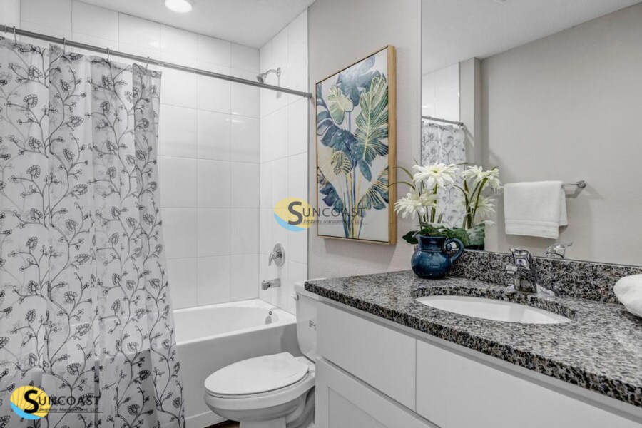 Building Photo - 9612 Hood Rd