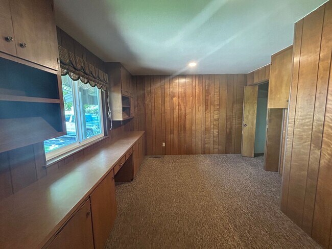 Building Photo - Country home with inground pool/spa. Pool ...