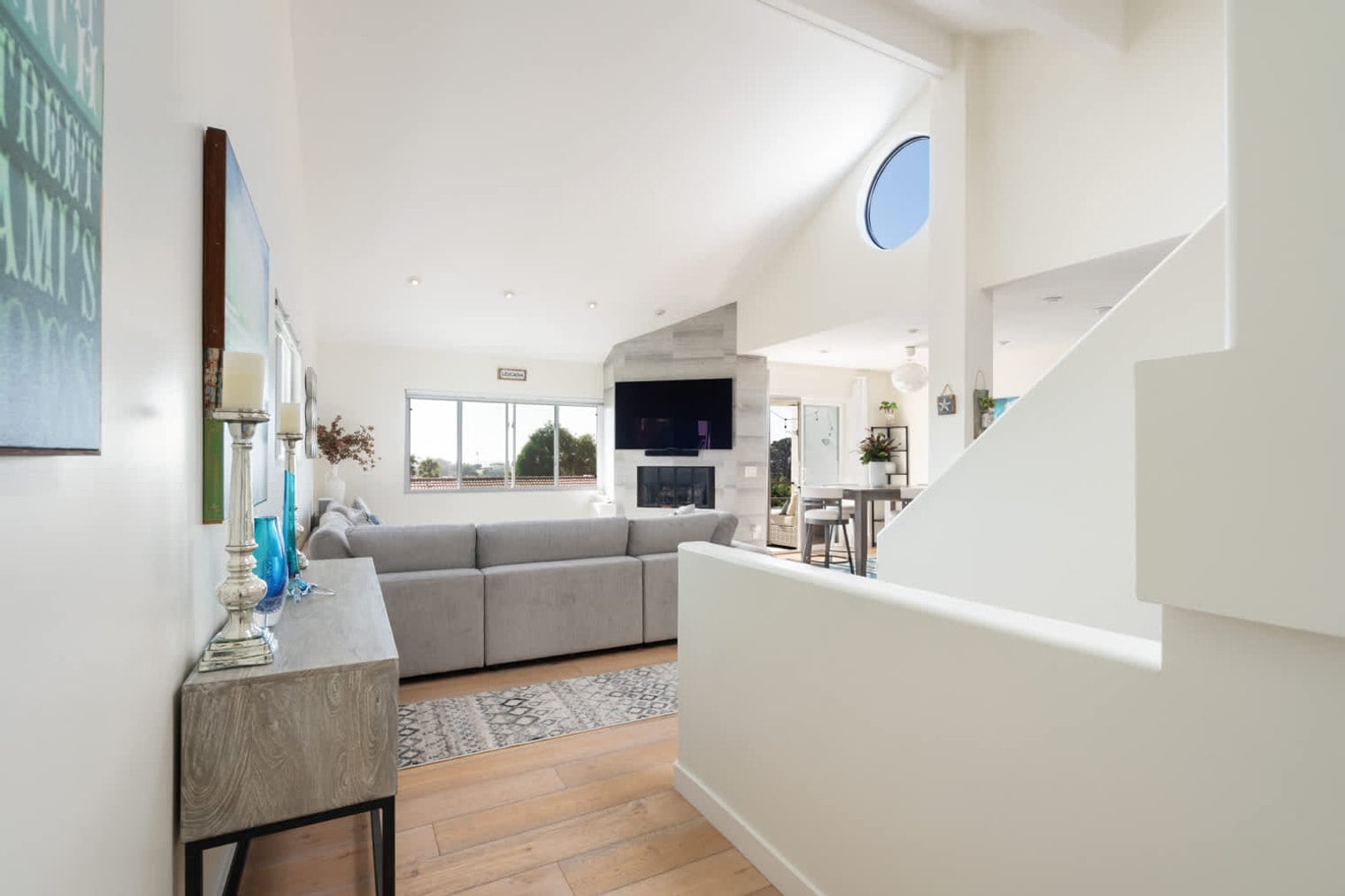 Building Photo - 301 Crocus Ct