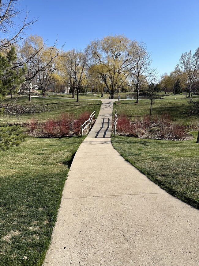 Neighborhood trails and green space - 5225 White Willow Dr