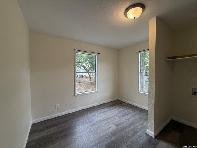 Building Photo - 3103 Neptune St