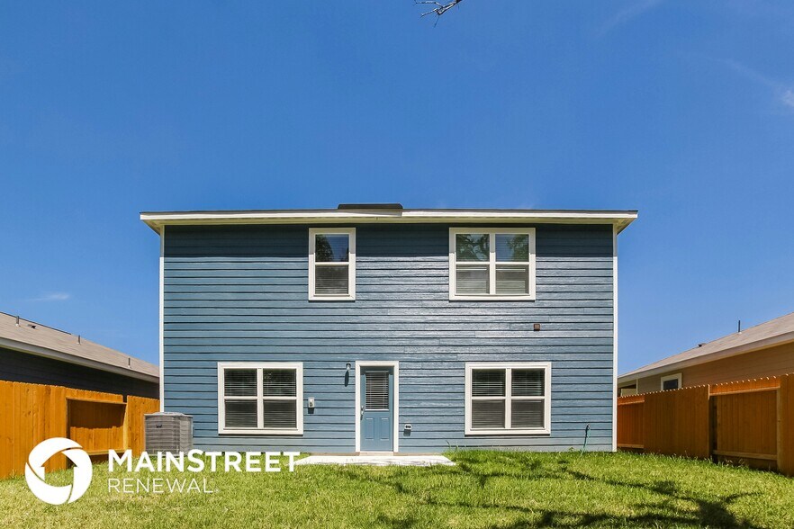 Building Photo - 23079 Bellini Dr
