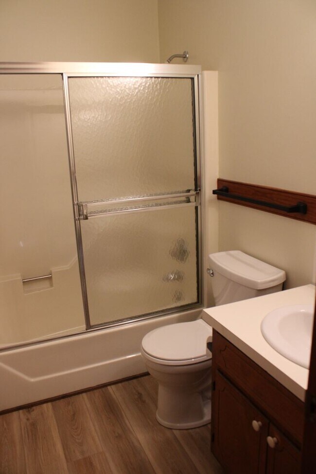 Building Photo - 2601 Bayleaf Cir SW